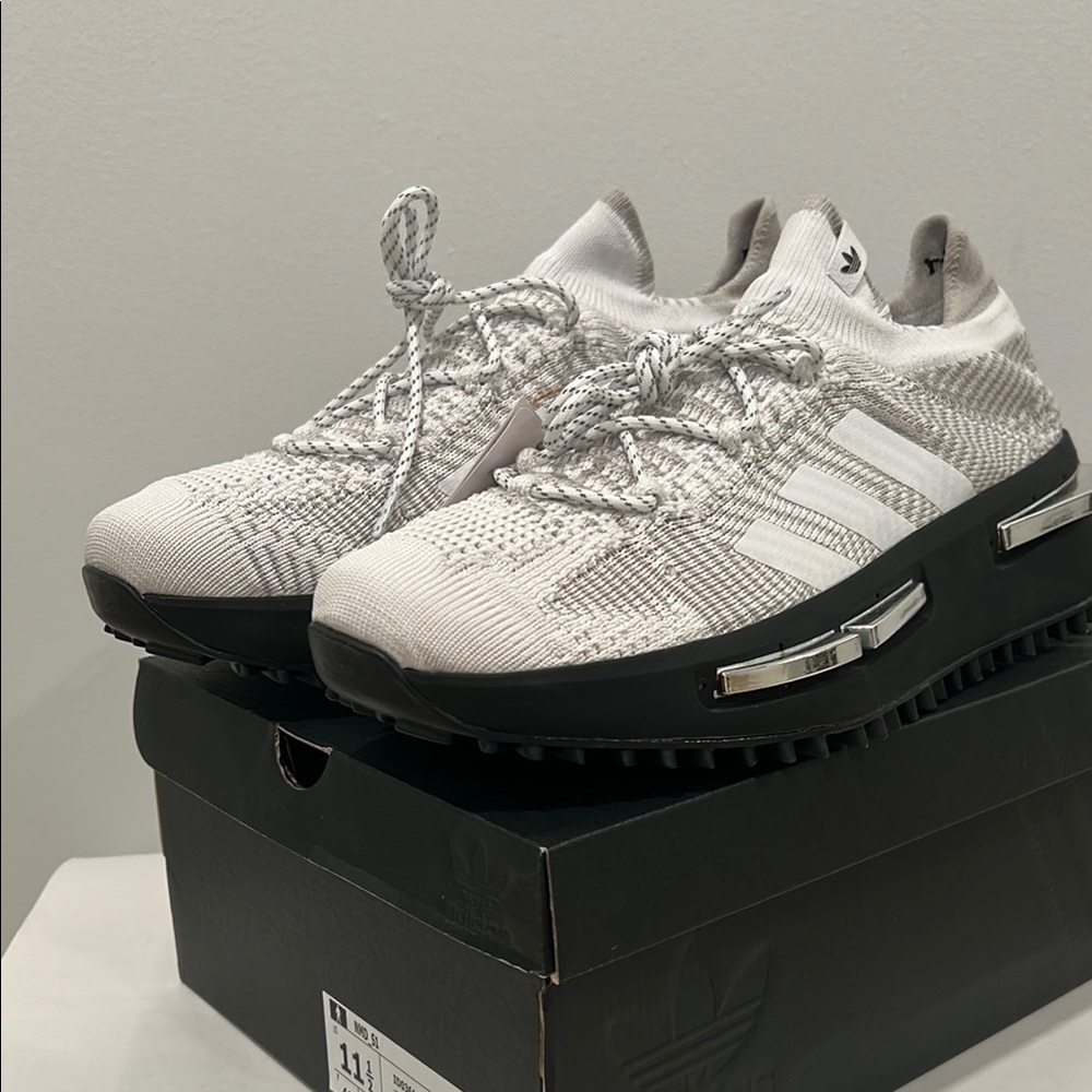 NIB Adidas Original NMD_S1